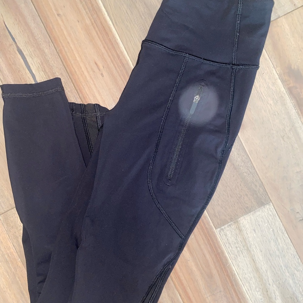 Lululemon yoga pants